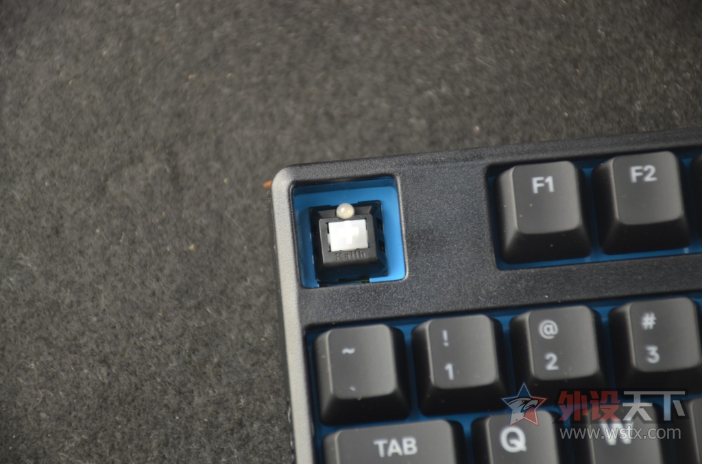 �����Լ۱ȣ����APEX M400�羺��е��������