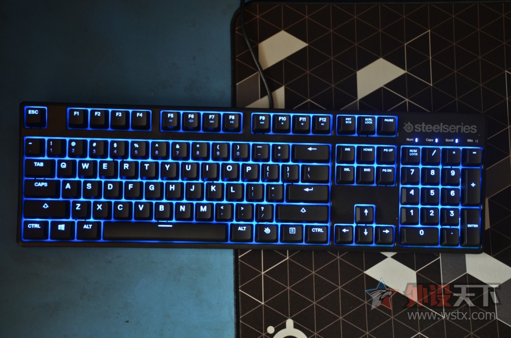 �����Լ۱ȣ����APEX M400�羺��е��������