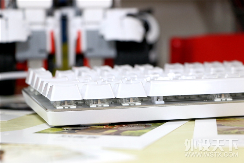 ��Ө��͸����ֵ��ԭ��ʵ���ɡ��װ�V500S�������е��������