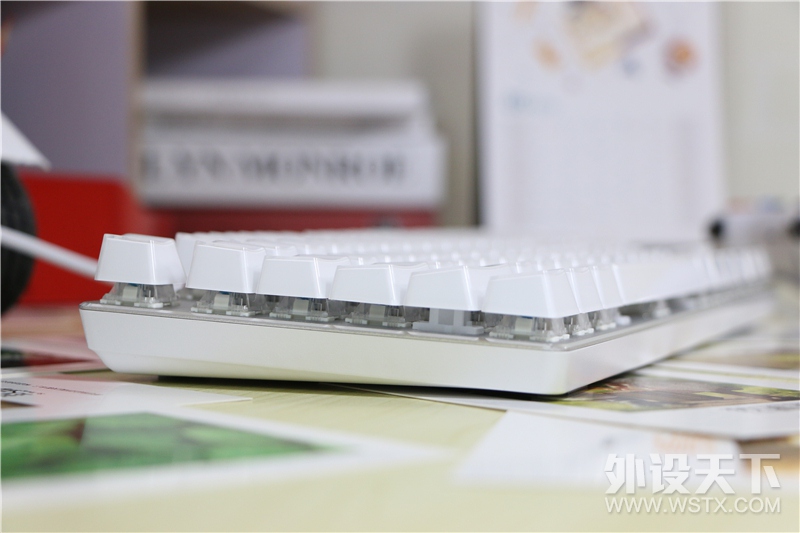 ��Ө��͸����ֵ��ԭ��ʵ���ɡ��װ�V500S�������е��������