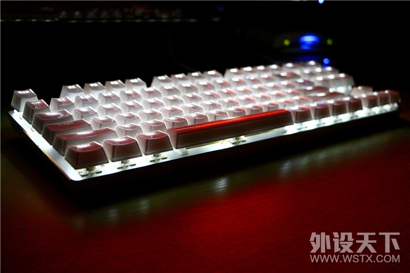 ��Ө��͸����ֵ��ԭ��ʵ���ɡ��װ�V500S�������е��������