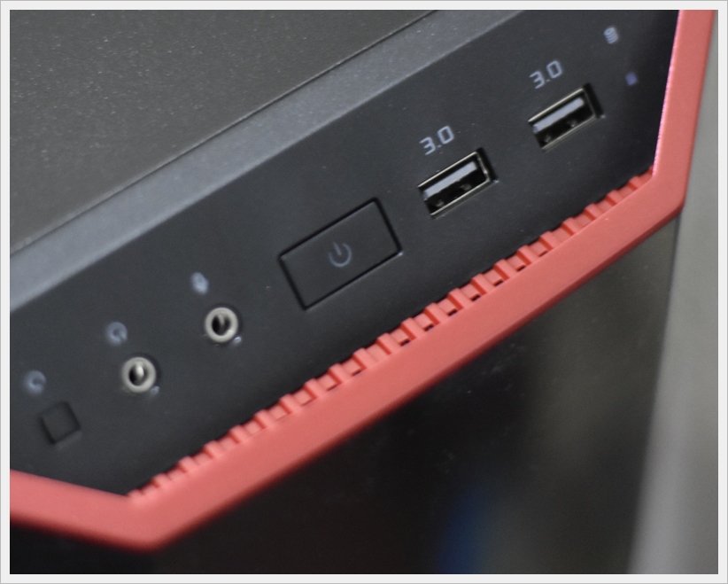 ƷSHOW~ҹ֮~  coolermaster MasterBox Lite 5~