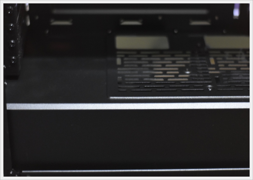 ƷSHOW~ҹ֮~  coolermaster MasterBox Lite 5~