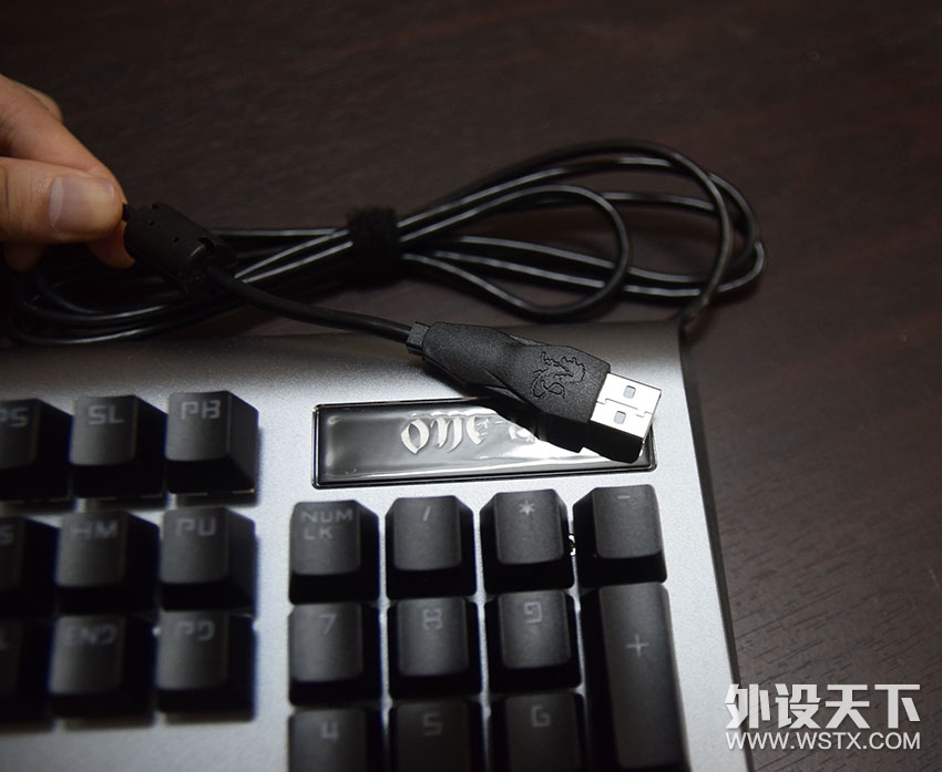 161134addggkiisd9lusaw.jpg