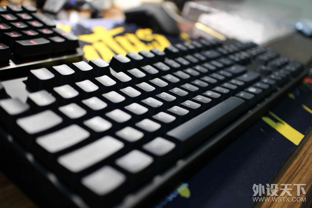  MasterKeys L With PBT ǹ XT V2 򵥿