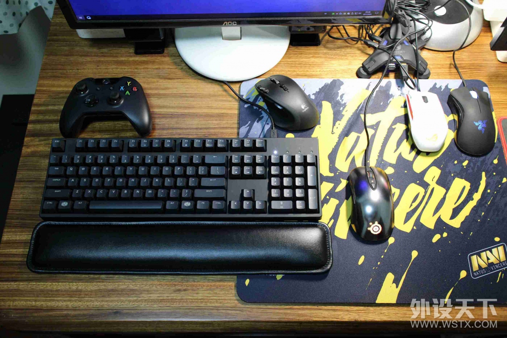  MasterKeys L With PBT ǹ XT V2 򵥿