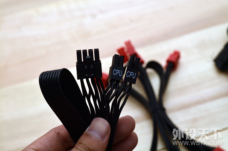 RGB��Դʲô����Tt Toughpower Grand RGB 650W��Դ��������