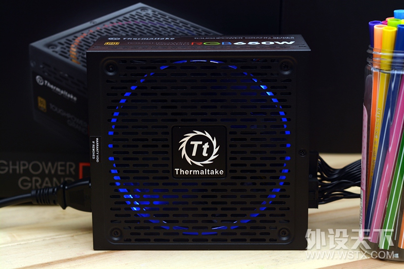 RGB��Դʲô����Tt Toughpower Grand RGB 650W��Դ��������