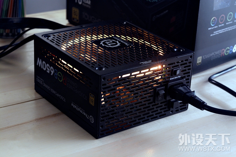 RGB��Դʲô����Tt Toughpower Grand RGB 650W��Դ��������