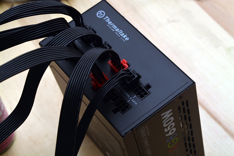 RGB��Դʲô����Tt Toughpower Grand RGB 650W��Դ��������