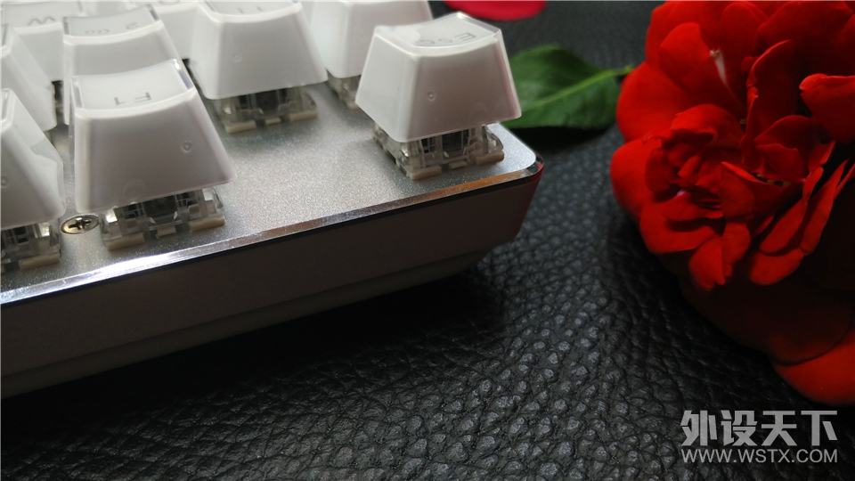 �����ı�ɽ��ʼ�ڻ���---�װ�V500S������