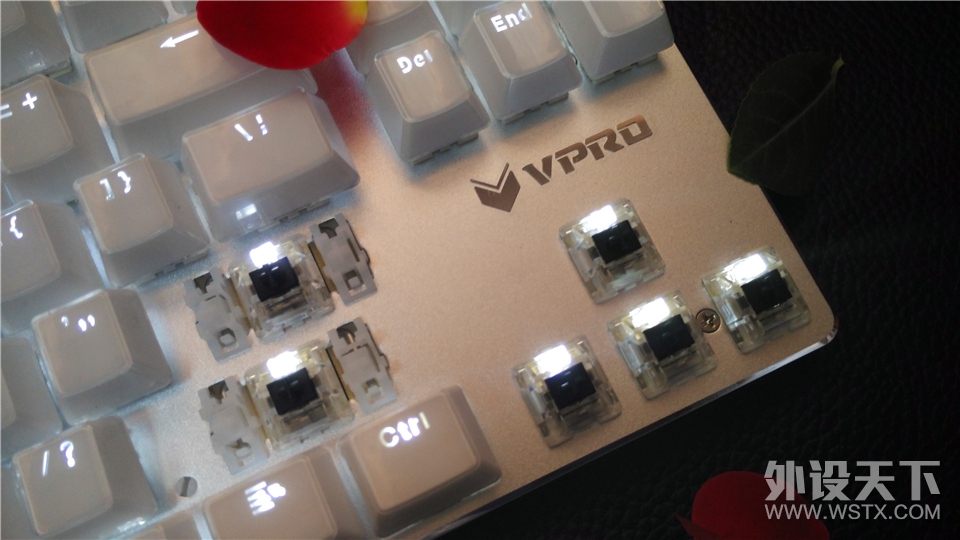 �����ı�ɽ��ʼ�ڻ���---�װ�V500S������