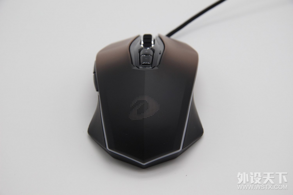 ������ʵ����Խ���䣺�����EM925 Pro��Ϸ�������