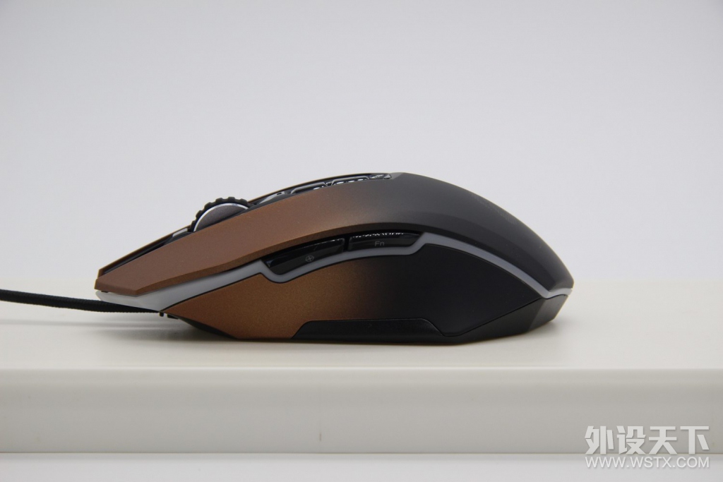 ������ʵ����Խ���䣺�����EM925 Pro��Ϸ�������