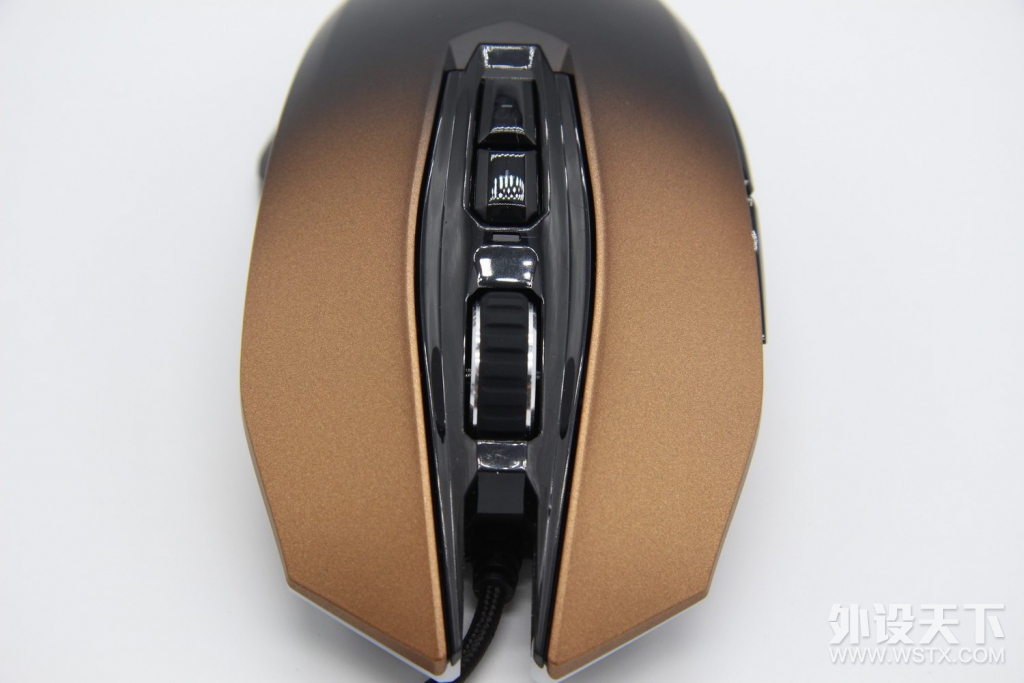 ������ʵ����Խ���䣺�����EM925 Pro��Ϸ�������