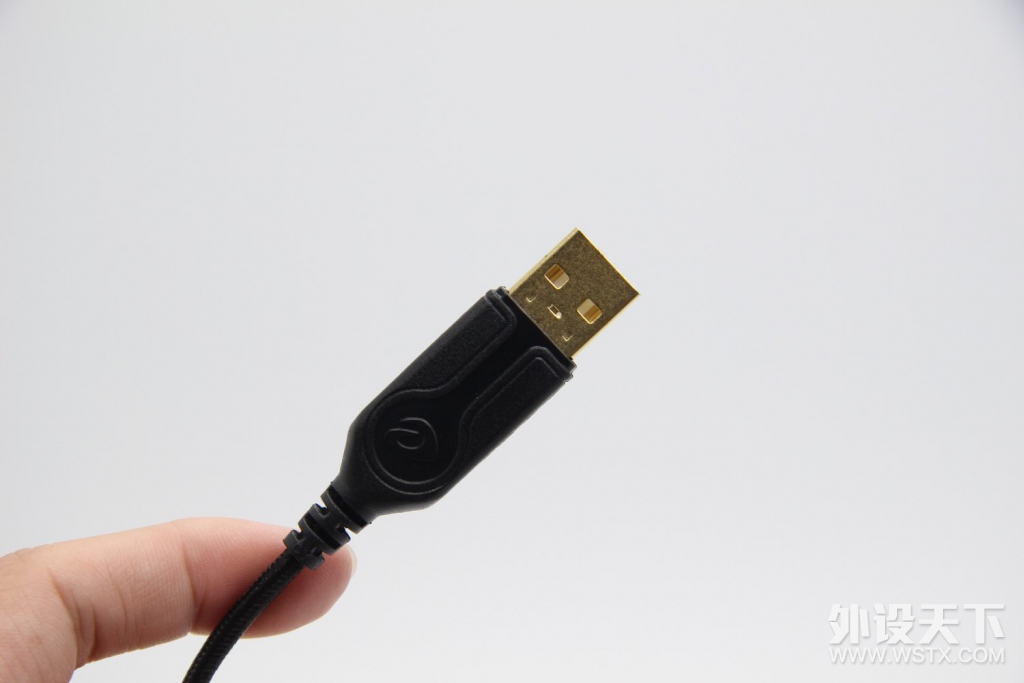 ������ʵ����Խ���䣺�����EM925 Pro��Ϸ�������