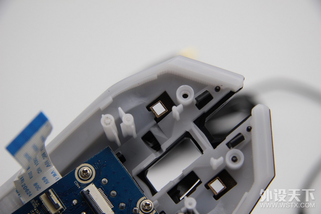 ������ʵ����Խ���䣺�����EM925 Pro��Ϸ�������