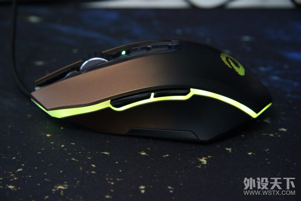 ������ʵ����Խ���䣺�����EM925 Pro��Ϸ�������