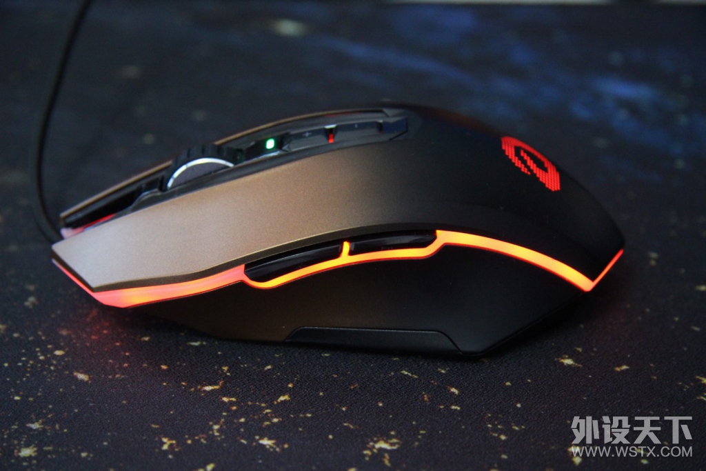 ������ʵ����Խ���䣺�����EM925 Pro��Ϸ�������