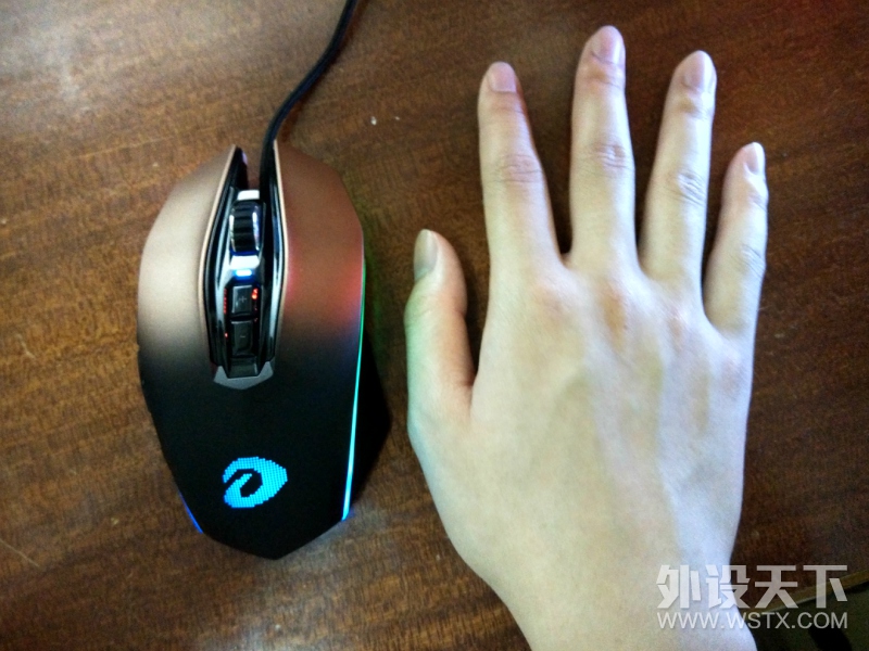 �����EM925PRO���⣬�����϶Ա�