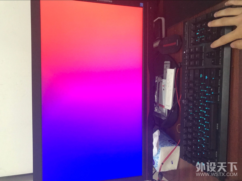 ���ѳ�������������27��144hz��ʾ�� Ӱ��970