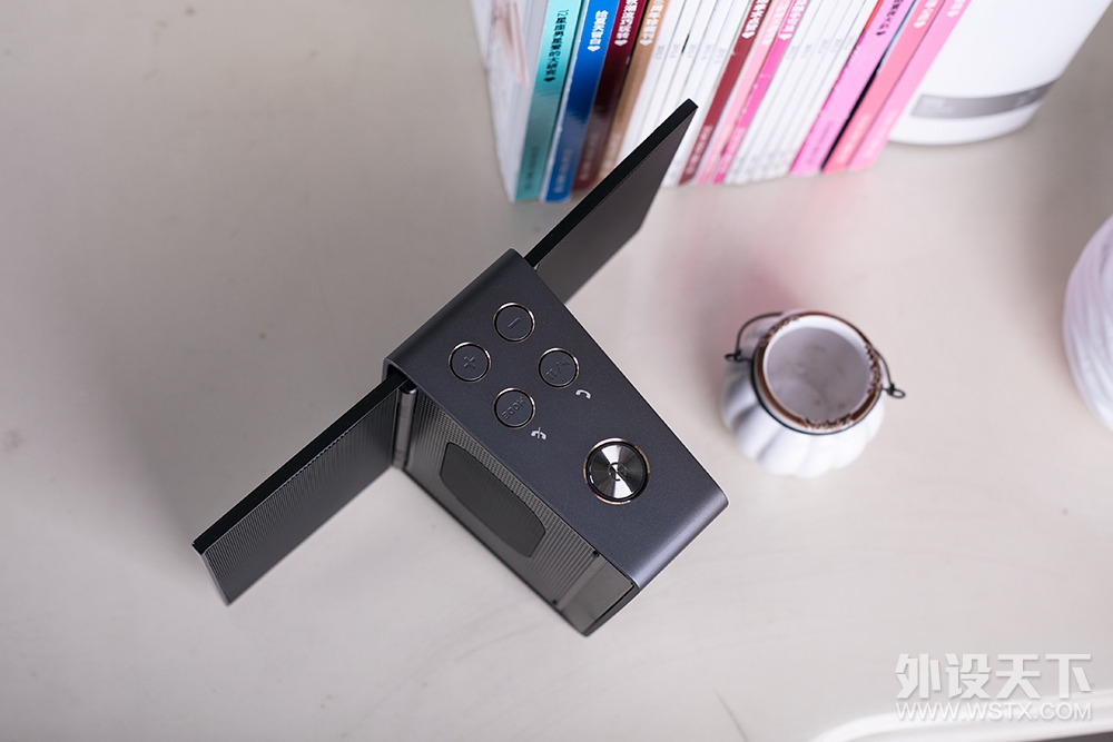 ���۵��ľ���Ĥ��������  BenQ treVolo����