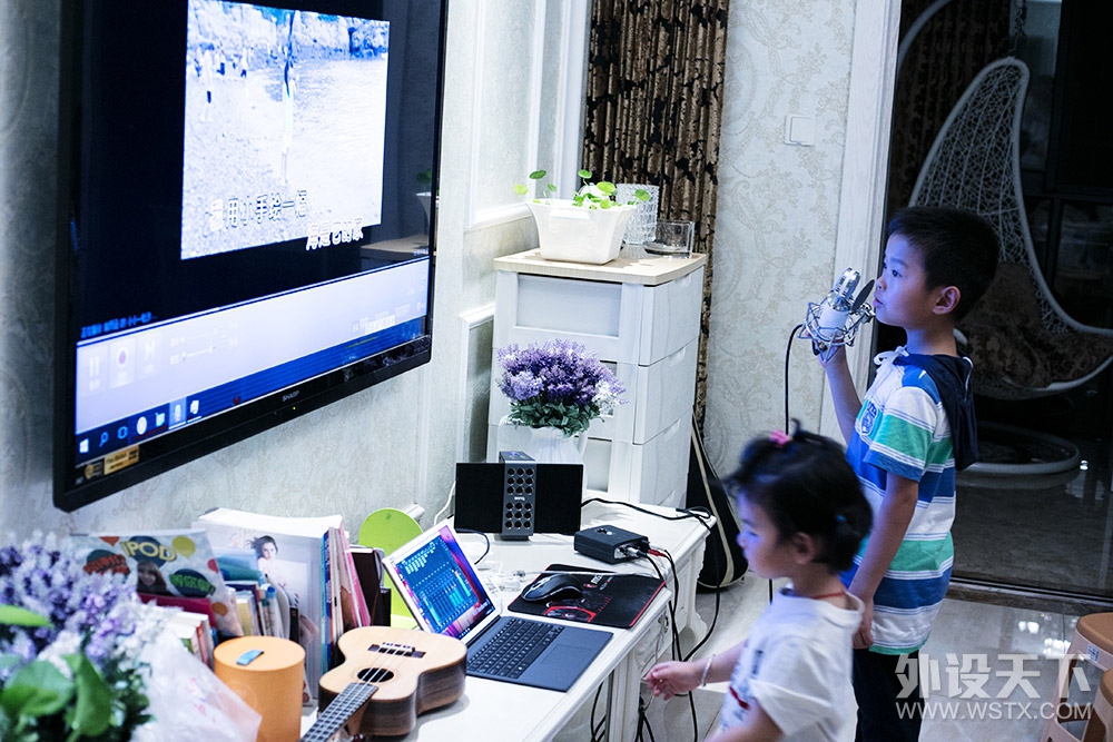 ���۵��ľ���Ĥ��������  BenQ treVolo����