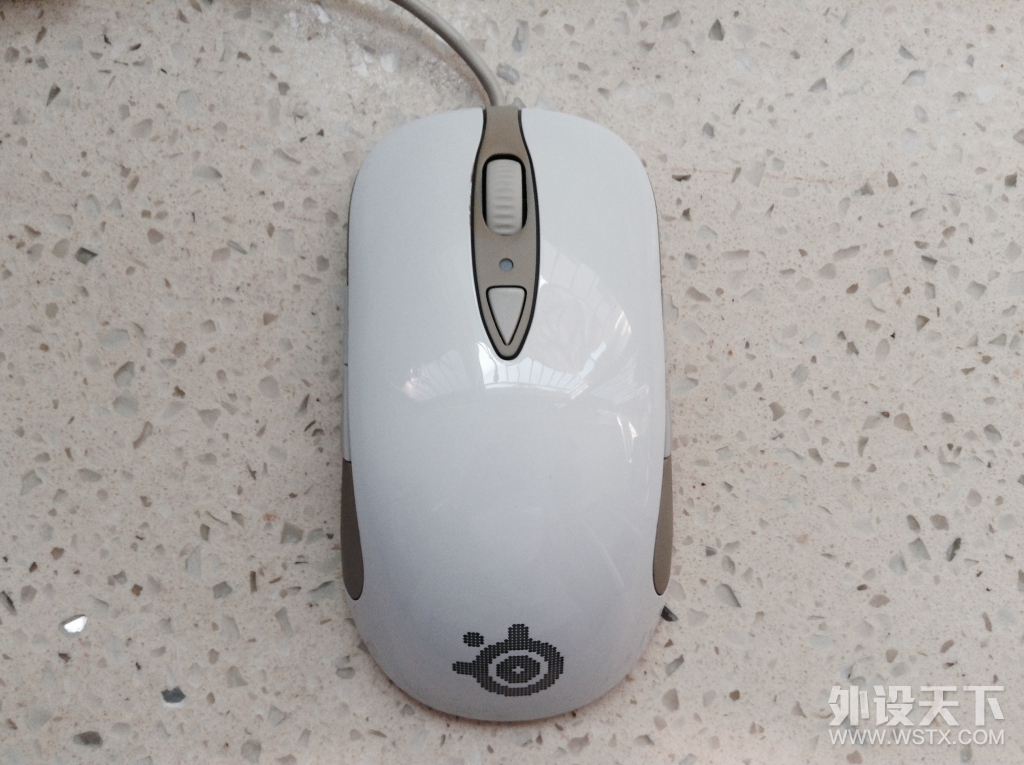 �����ա�SteelSeries ��� Sensei RAW ˪��֮��