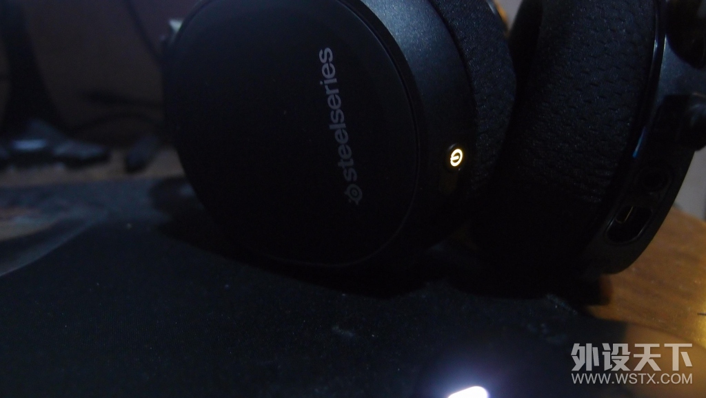 ĻȫϷ SteelSeries  Arctis7羺 