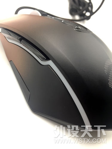 ������ڹ�ͣ���ս���Ĺ��գ������EM925 PRO��Ϸ��꿪������