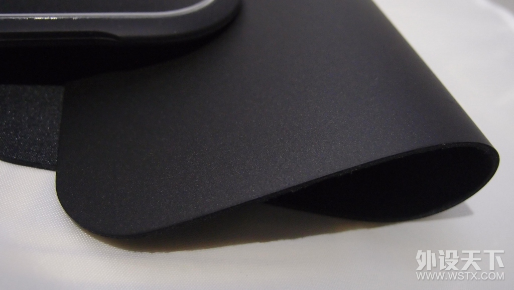 ɧ��Ҫ����� QcK Prism ˫��RGB���� ����