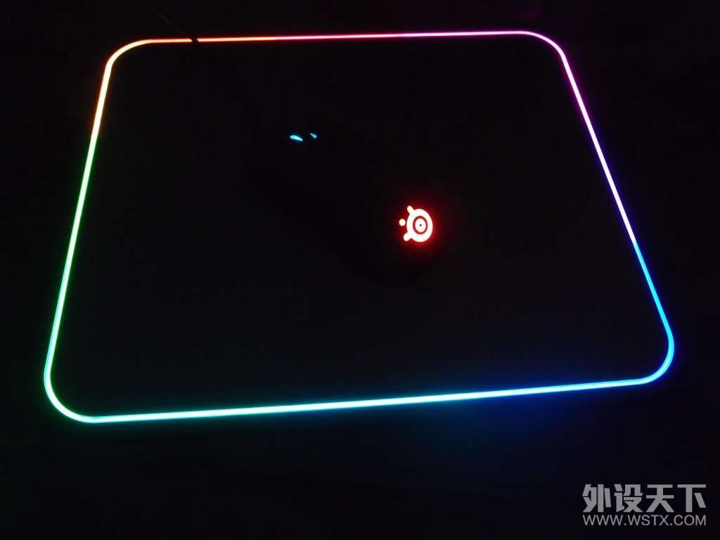 ɧ��Ҫ����� QcK Prism ˫��RGB���� ����