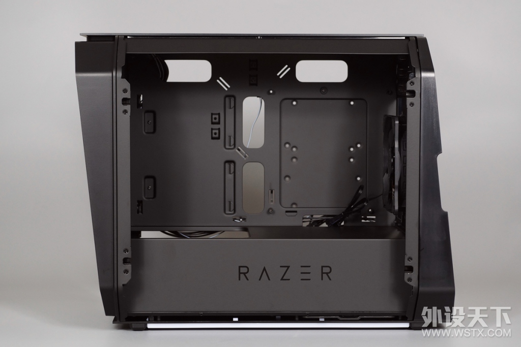 ѿ Cube-Razer ROG Z270ITX װ