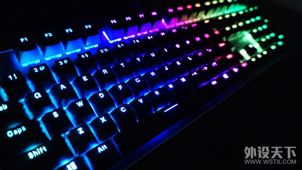 RGBʢеʱ棬 װV700RGBϽòʻе