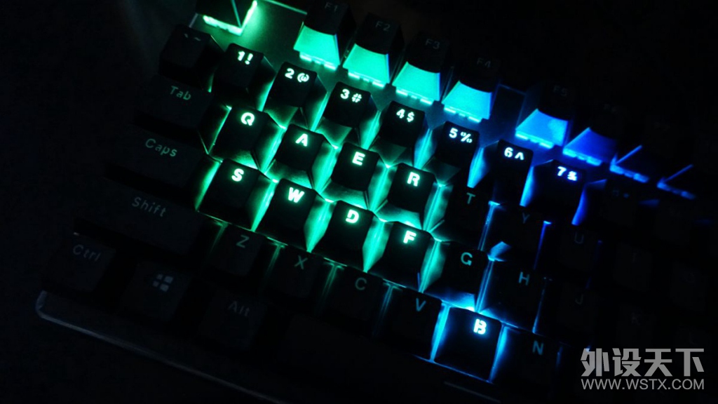 RGBʢеʱ棬 װV700RGBϽòʻе