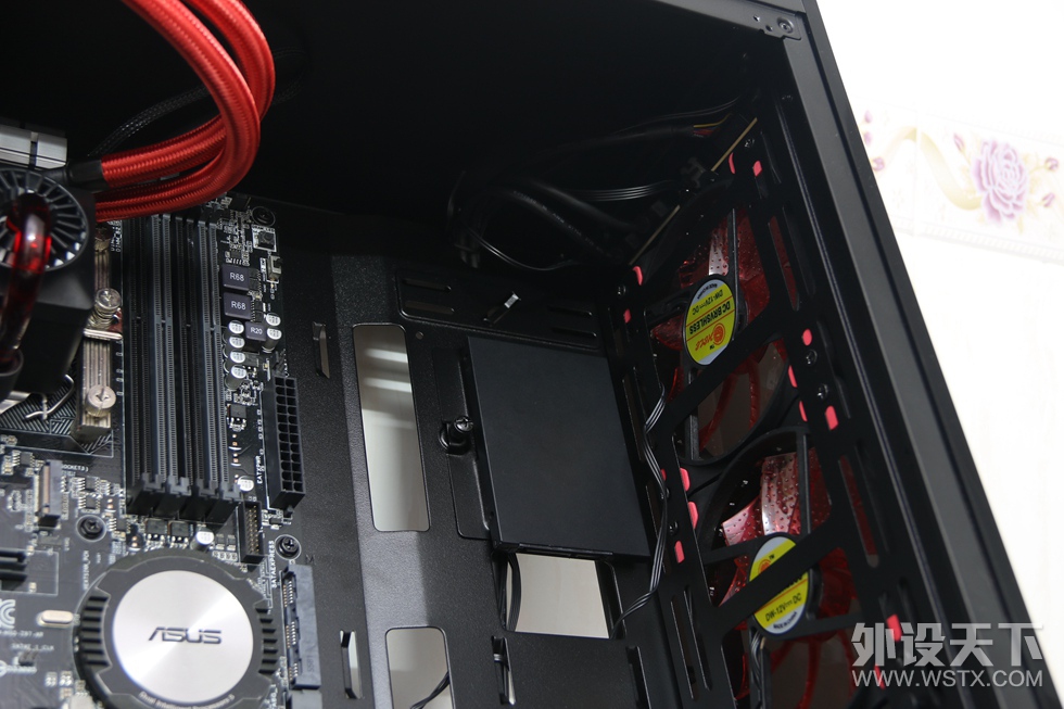 ֮֮-MasterBox Lite 5