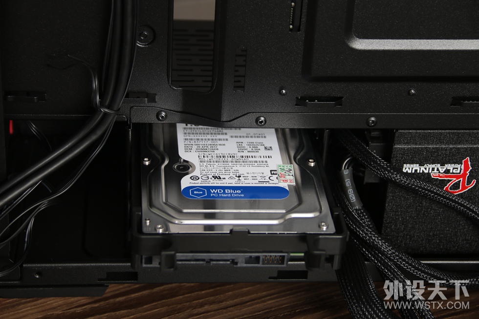 ֮֮-MasterBox Lite 5