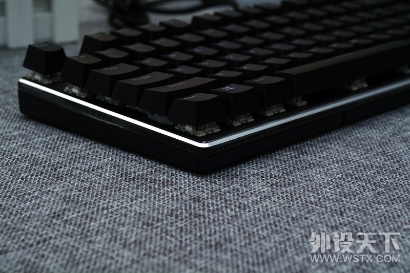 �ⲻ�Ǵ�ŵ�V500RGBô���װ�V700RGB�Ͻ���е��������