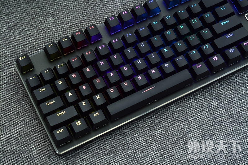 �ⲻ�Ǵ�ŵ�V500RGBô���װ�V700RGB�Ͻ���е��������