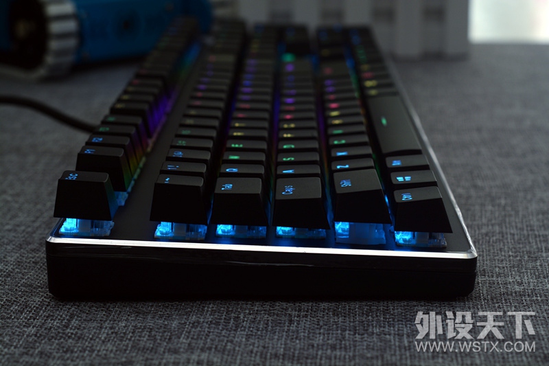 �ⲻ�Ǵ�ŵ�V500RGBô���װ�V700RGB�Ͻ���е��������