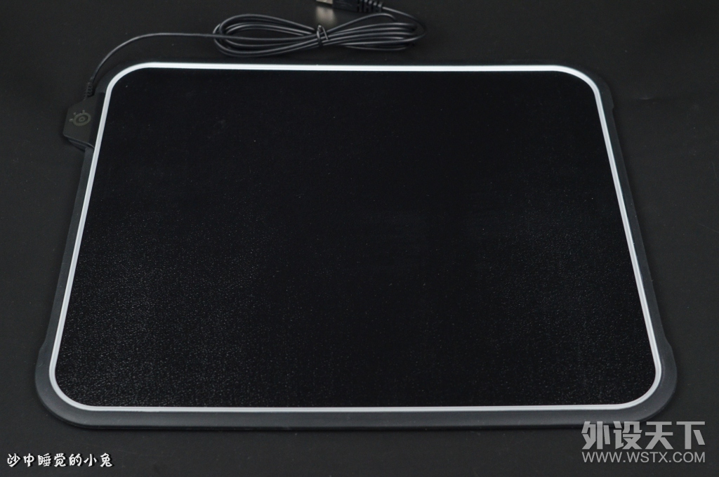 ����Ҫ�й⣬���SteelSeries Qck PRISM RGB ��������