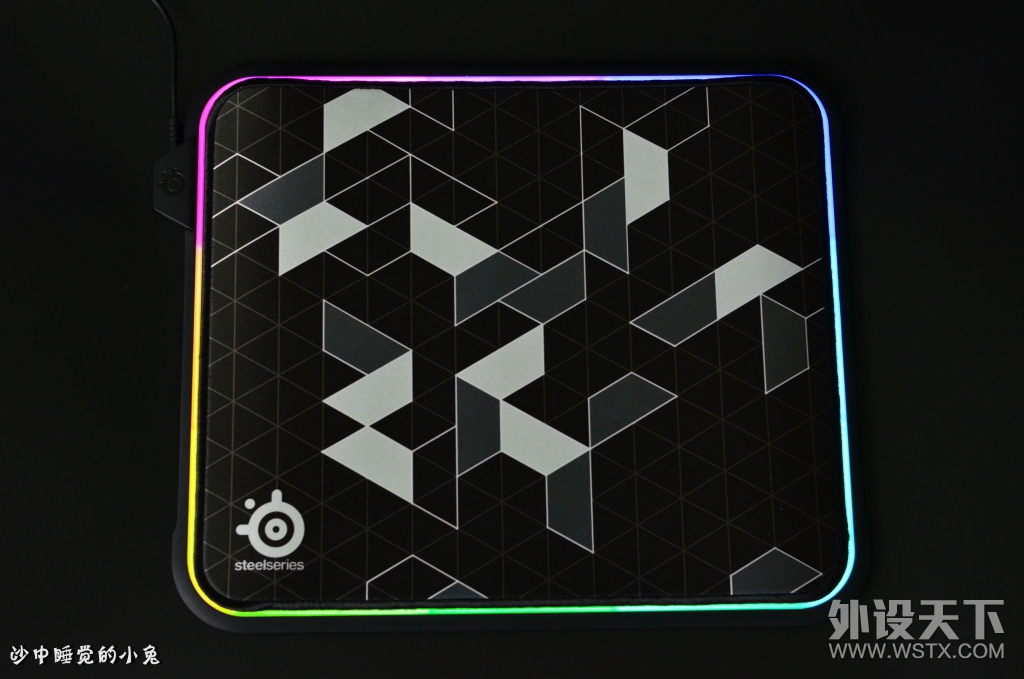 ����Ҫ�й⣬���SteelSeries Qck PRISM RGB ��������