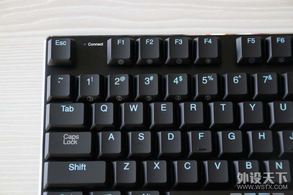 ��Խ�������롪�������EK820˫ģ�����������