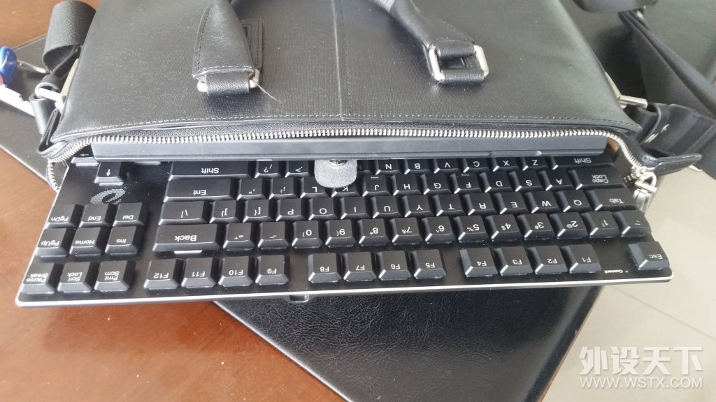 ��Խ�������롪�������EK820˫ģ�����������