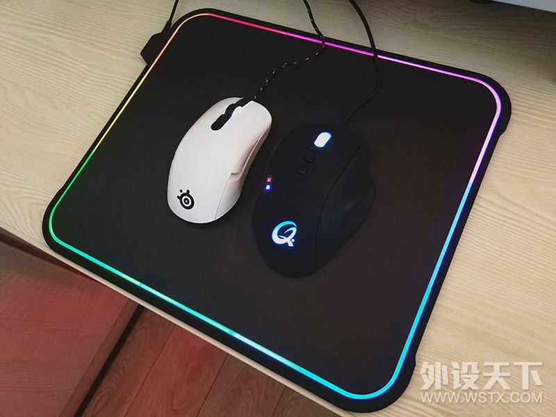 RGBҲ˫   SteelSeries QcK Prism RGB濪С