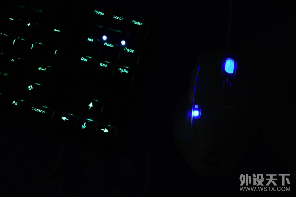 �����ڶ���ֽ�İ�����QPAD OM -75�������飺