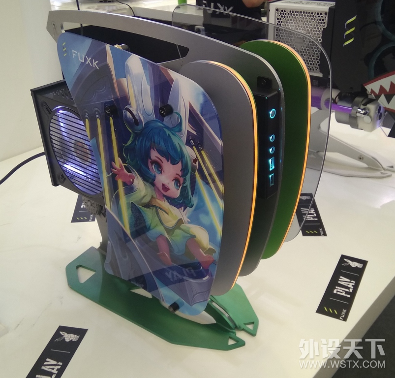 ChinaJoy 2017�ڶ��գ���Ʒ������Ӳ����������