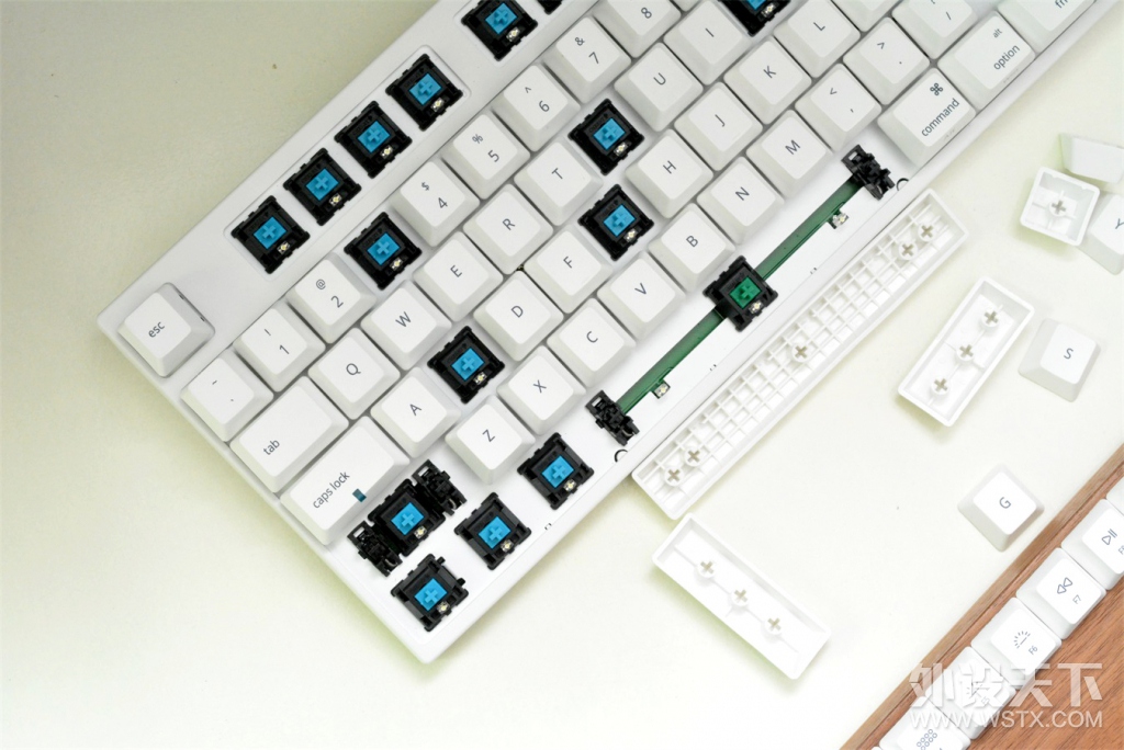 һõMACеˡVarmilo  VA87MAC 