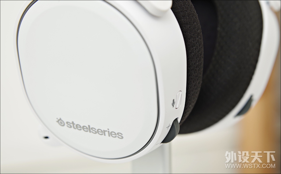 2017չ֮ ? SteelSeries Arctis 7 