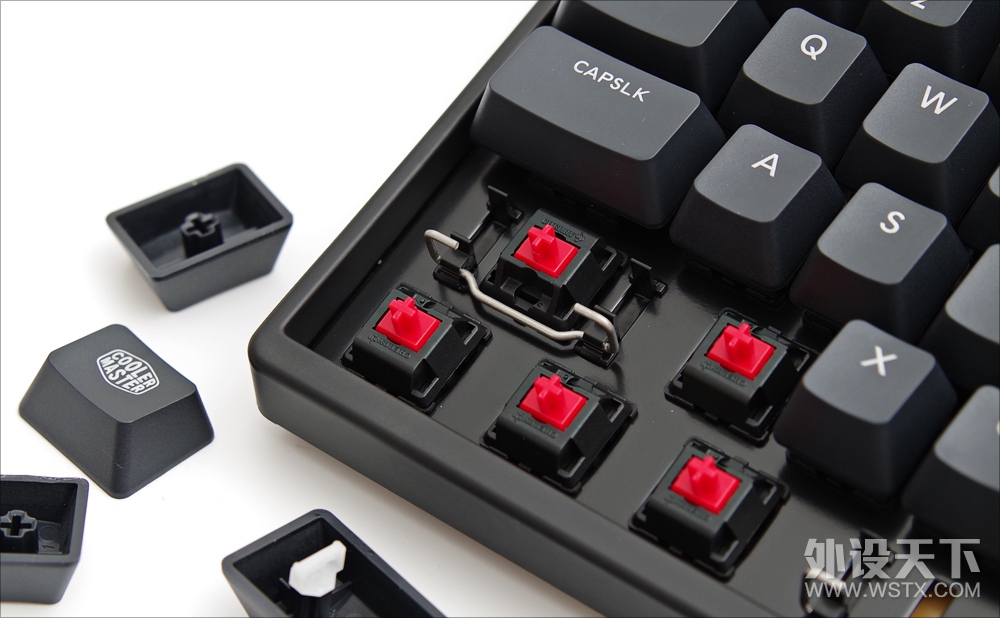 һĬĬµ. MasterKeys L PBT 
